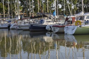 Port de plaisance - Photo par AbesNeits